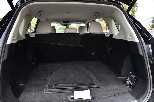 2024 Nissan Rogue Vehicle Photo in Ballwin, MO 63011