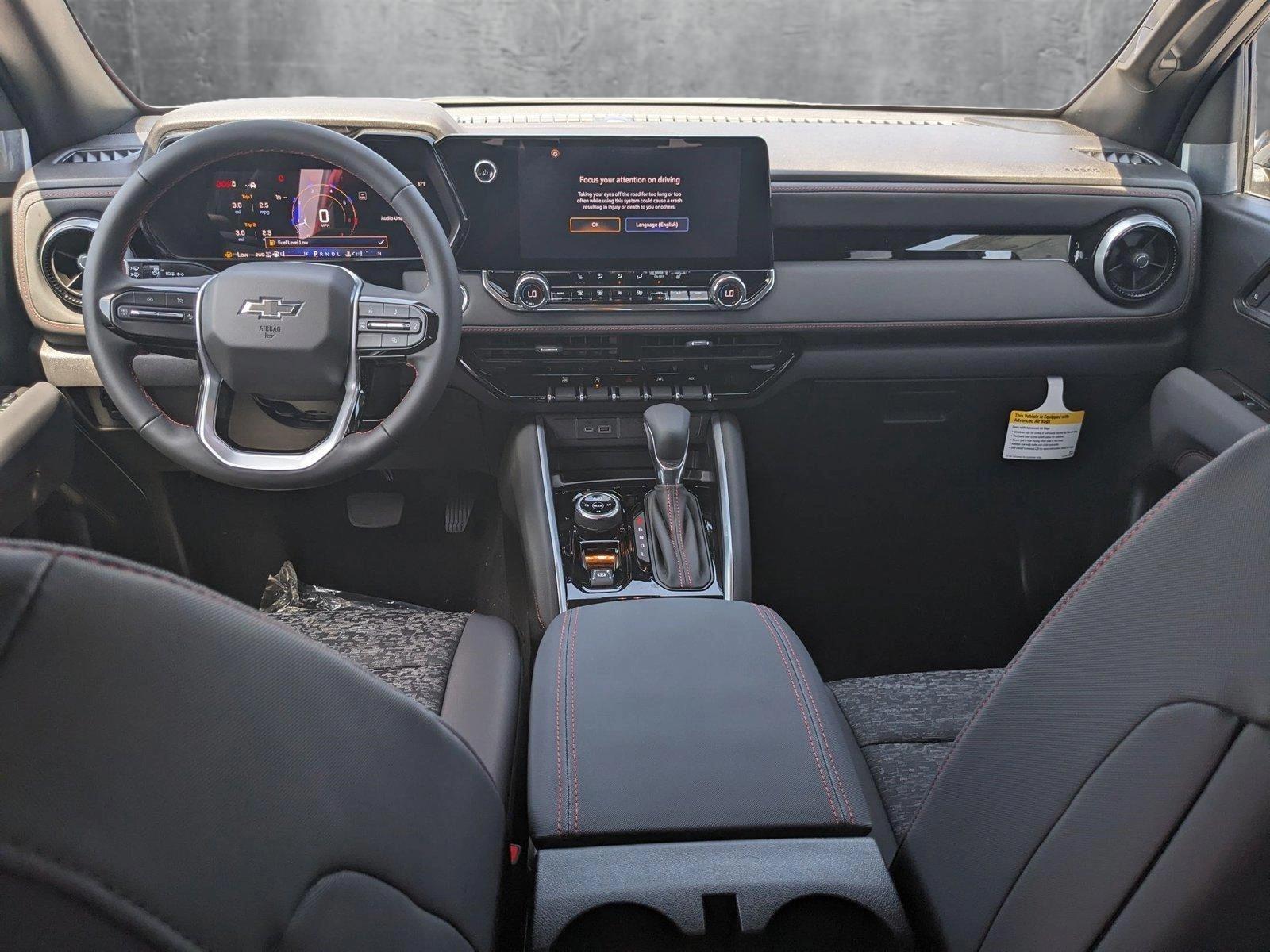 2025 Chevrolet Colorado Vehicle Photo in MIAMI, FL 33172-3015