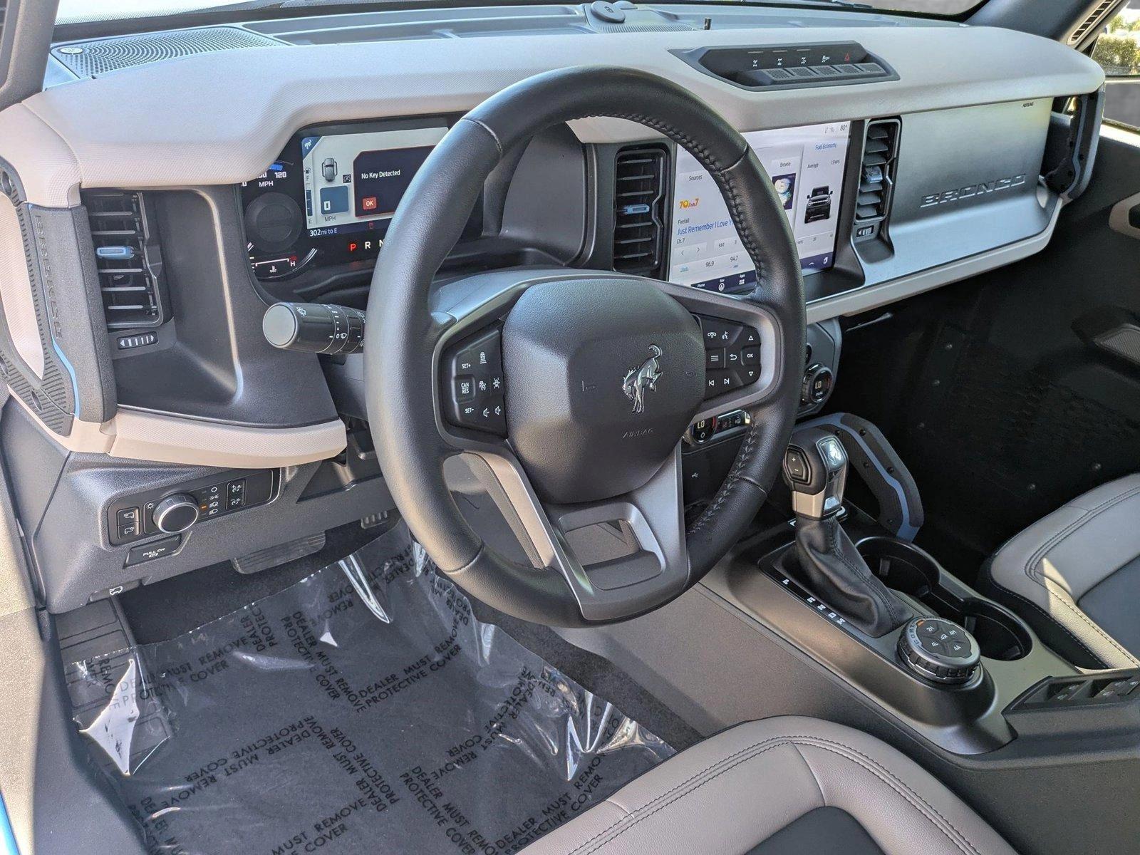 2023 Ford Bronco Vehicle Photo in Sarasota, FL 34231