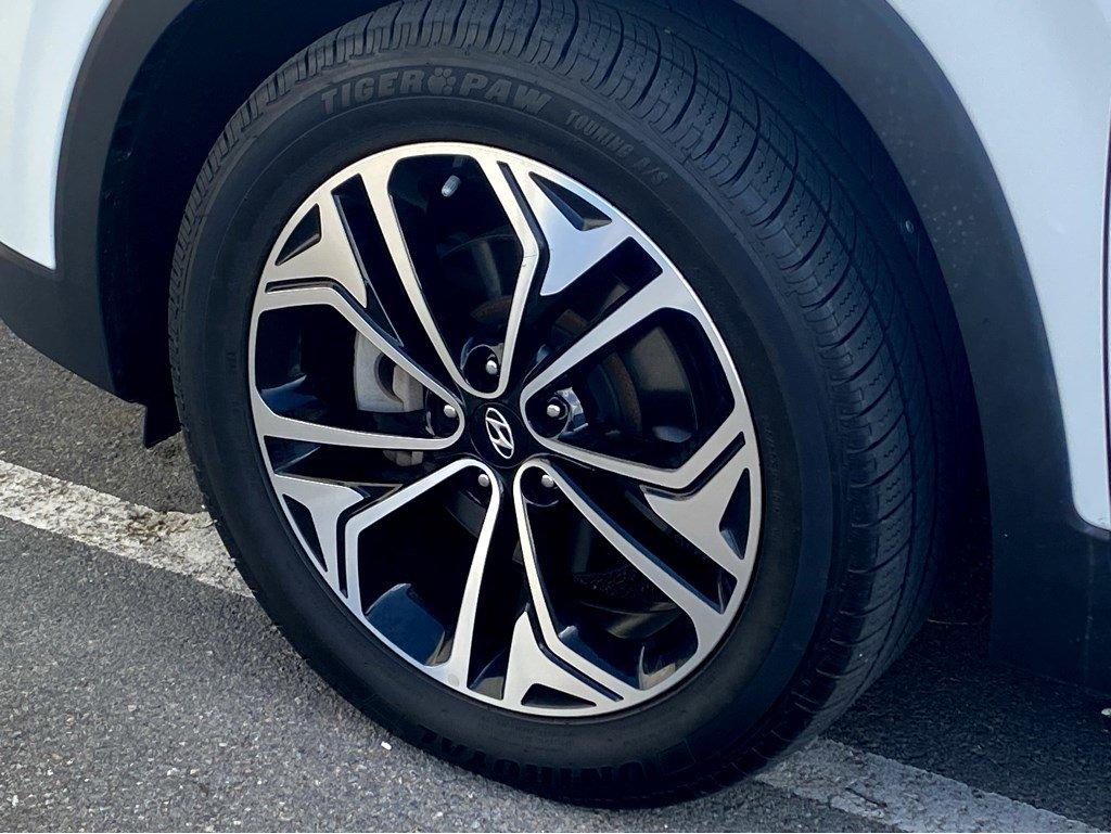 2019 Hyundai SANTA FE Vehicle Photo in SAVANNAH, GA 31406-4513