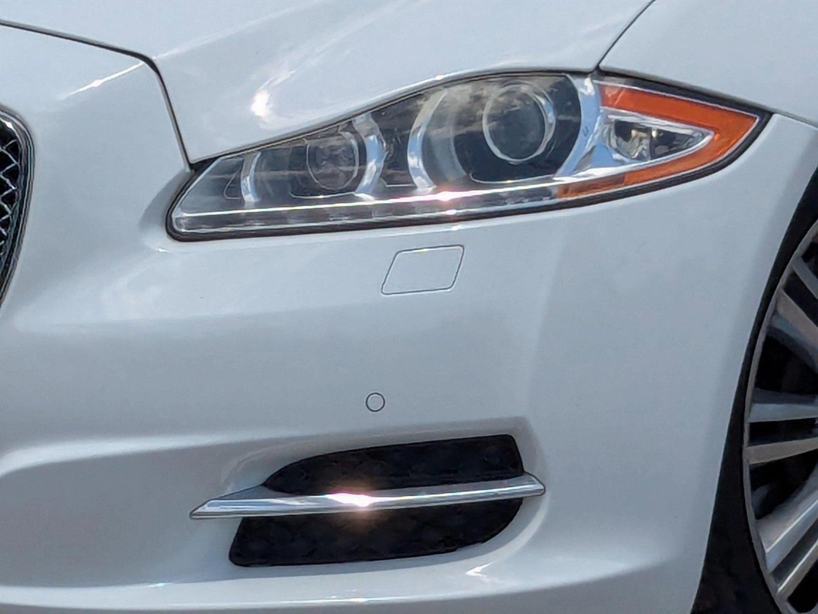 2015 Jaguar XJ Vehicle Photo in Tampa, FL 33614