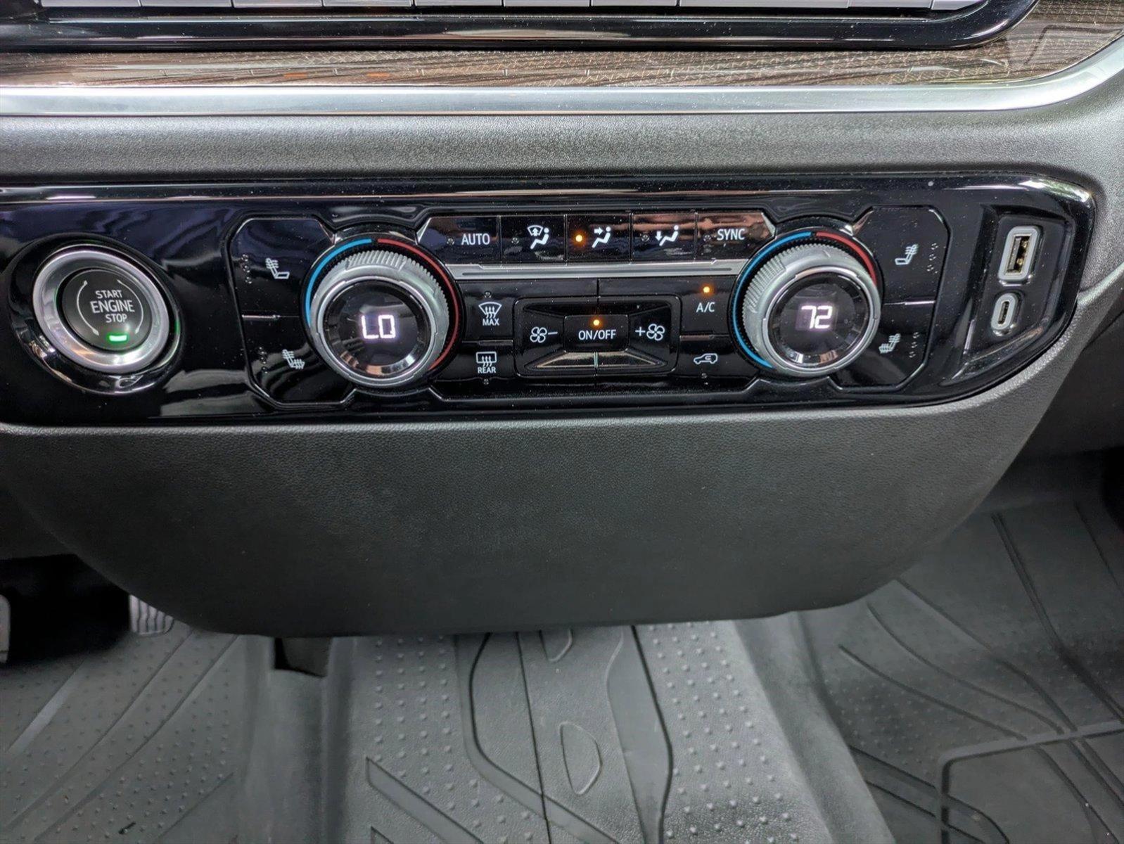2024 Chevrolet Silverado 1500 Vehicle Photo in GREENACRES, FL 33463-3207