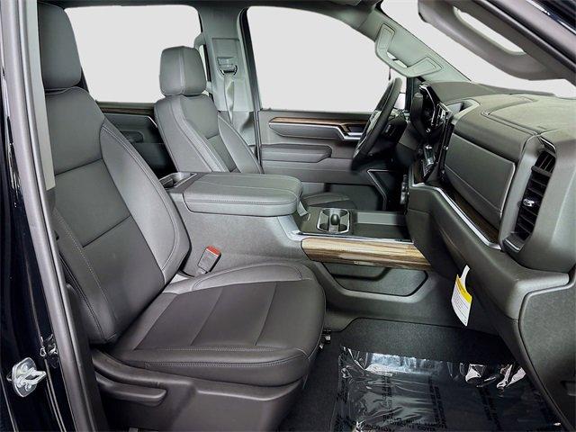 2025 Chevrolet Silverado 2500 HD Vehicle Photo in PUYALLUP, WA 98371-4149