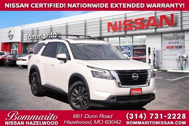 2023 Nissan Pathfinder Vehicle Photo in Hazelwood, MO 63042