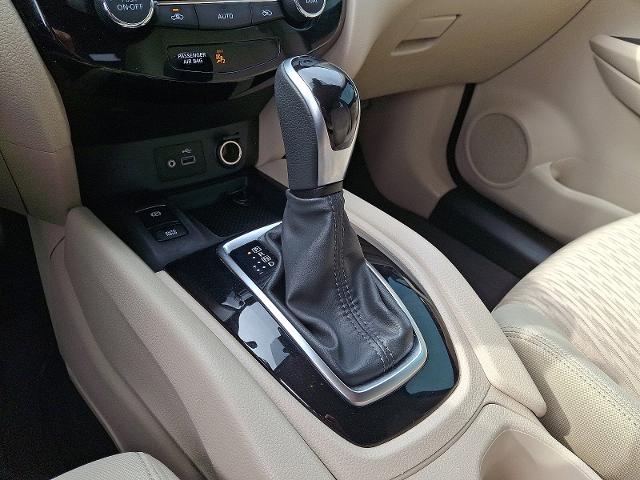 2020 Nissan Rogue Vehicle Photo in TREVOSE, PA 19053-4984