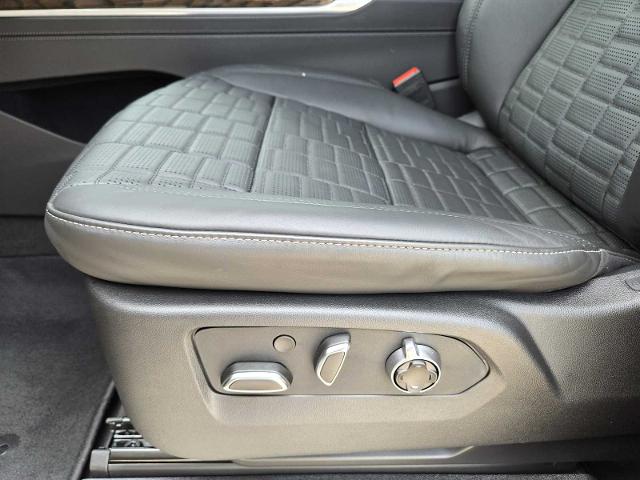 2025 Cadillac Escalade ESV Vehicle Photo in DENTON, TX 76210-9321