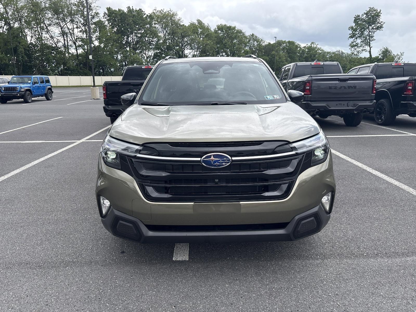 2025 Subaru Forester Vehicle Photo in Mechanicsburg, PA 17050-1707