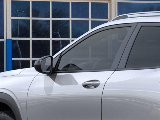 2025 Chevrolet Trax Vehicle Photo in ENGLEWOOD, CO 80113-6708