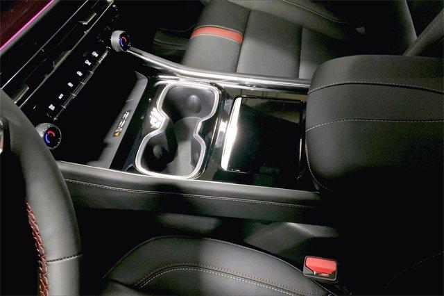 2025 Chevrolet Traverse Vehicle Photo in KANSAS CITY, MO 64114-4502