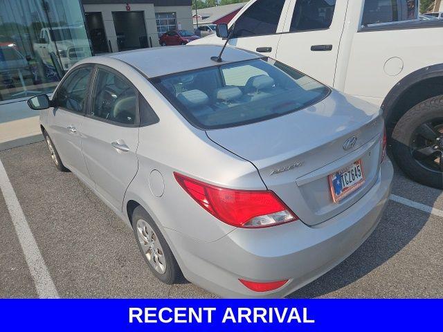 2016 Hyundai ACCENT Vehicle Photo in Merrillville, IN 46410