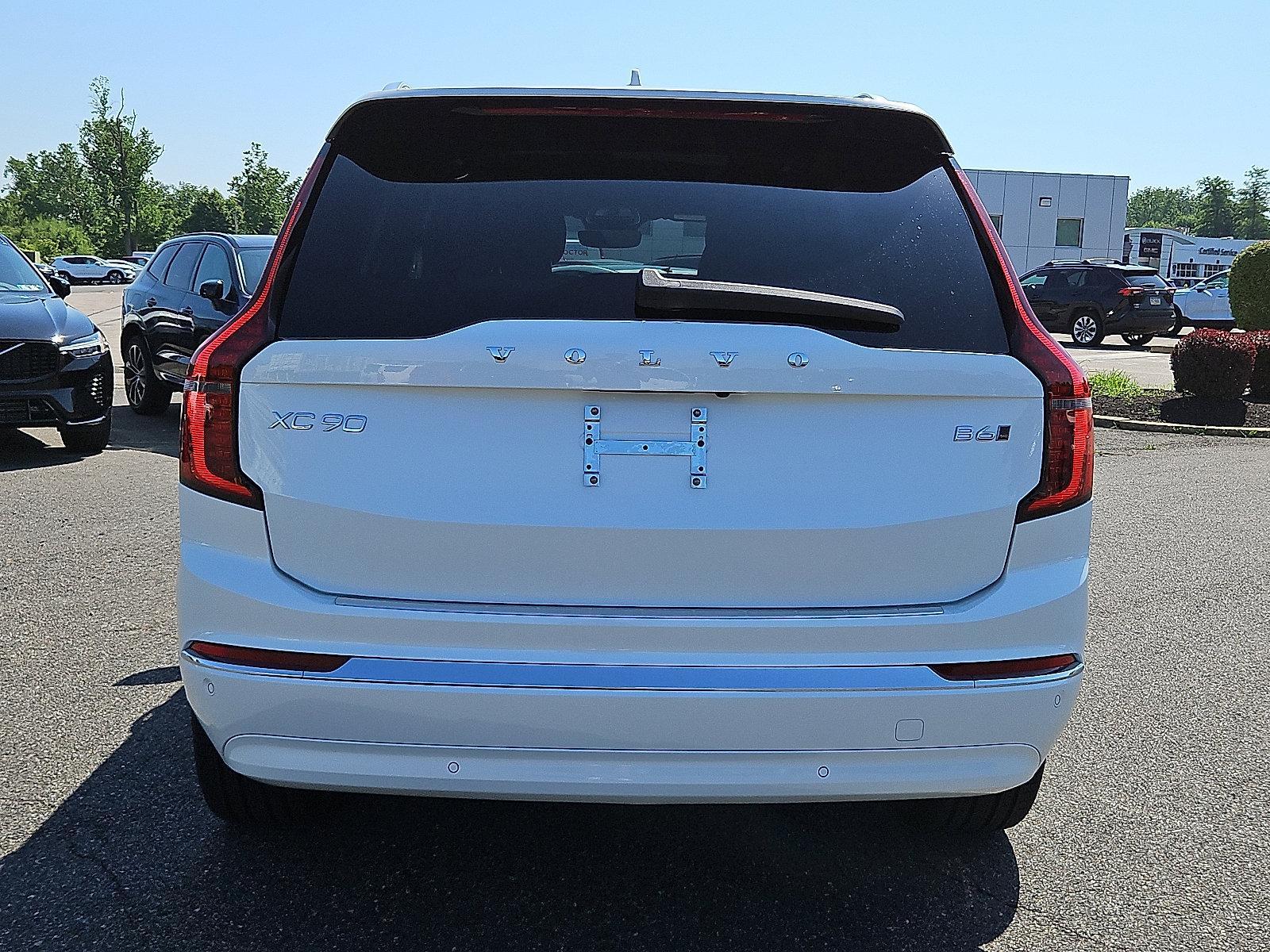 2026 Volvo XC90 Vehicle Photo in Trevose, PA 19053