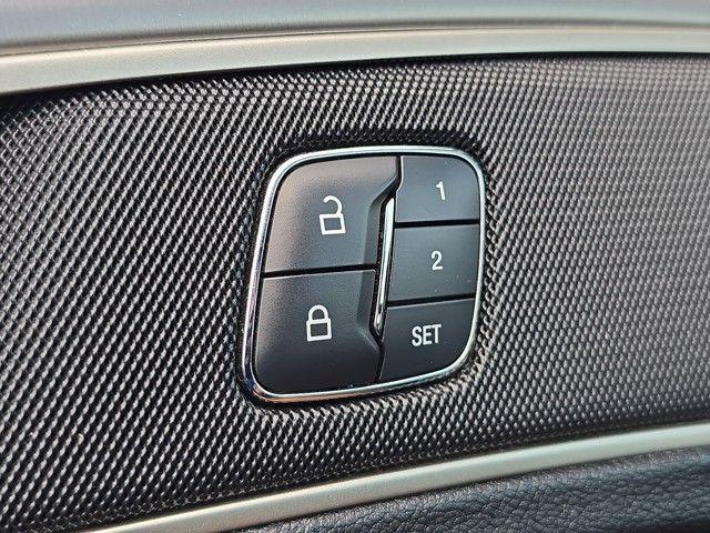2017 Lincoln MKZ Vehicle Photo in Pleasant Hills, PA 15236