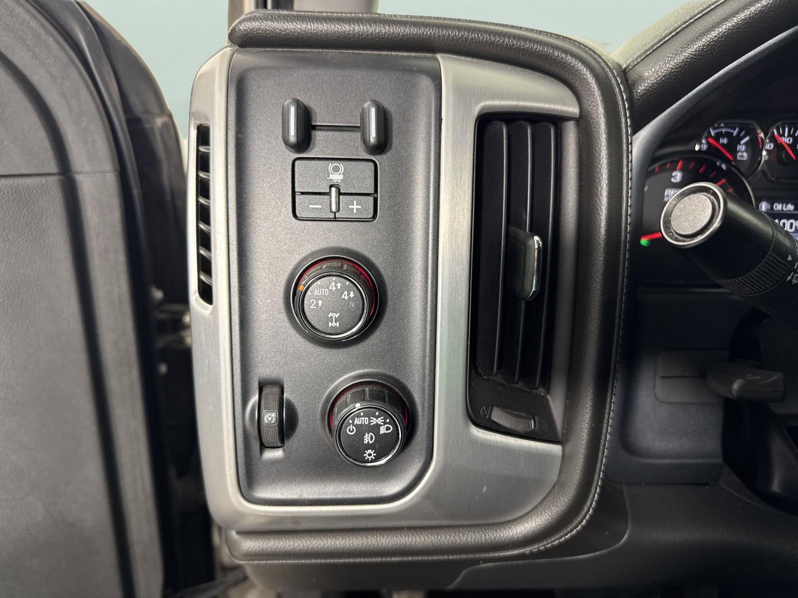 2015 GMC Sierra 1500 Vehicle Photo in GEORGETOWN, TX 78626-7508