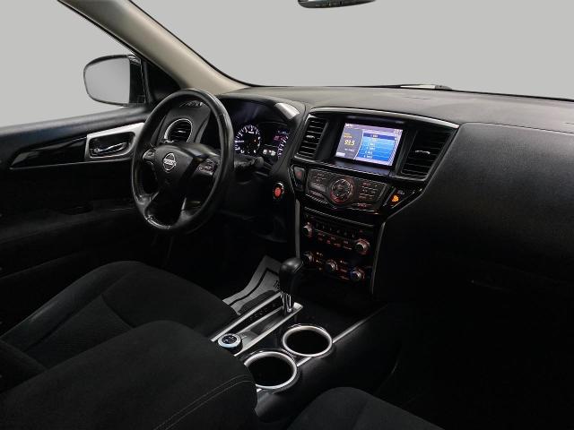 2015 Nissan Pathfinder Vehicle Photo in Appleton, WI 54913