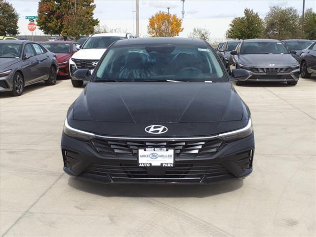 2025 Hyundai ELANTRA Vehicle Photo in Peoria, IL 61615