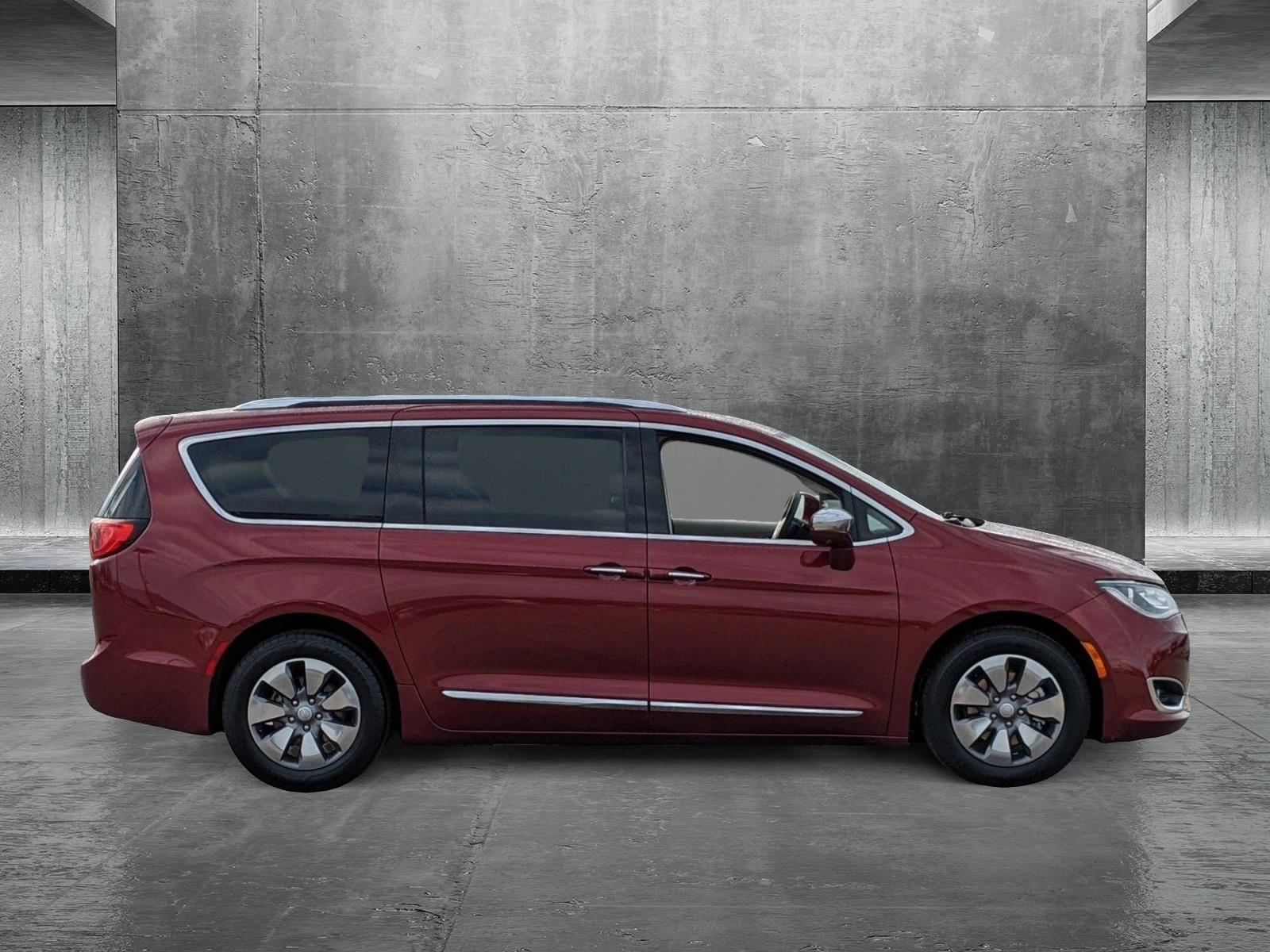 2017 Chrysler Pacifica Vehicle Photo in ORLANDO, FL 32808-7998