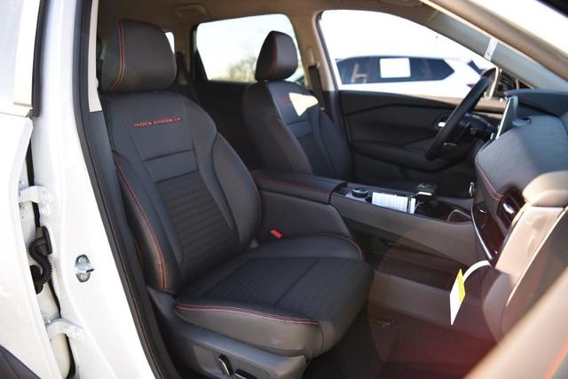 2025 Nissan Rogue Vehicle Photo in Ballwin, MO 63011
