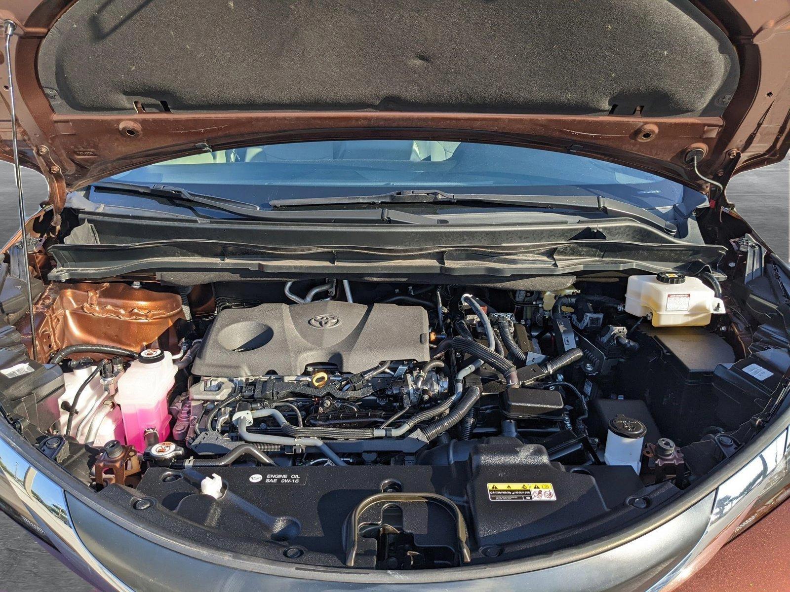 2022 Toyota Sienna Vehicle Photo in Davie, FL 33331