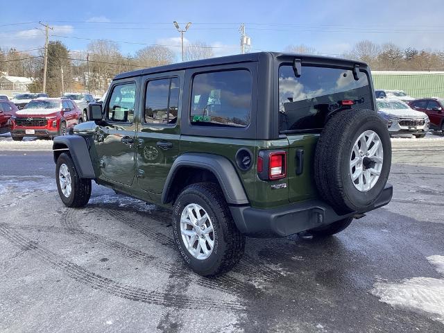 2023 Jeep Wrangler Vehicle Photo in Gardner, MA 01440