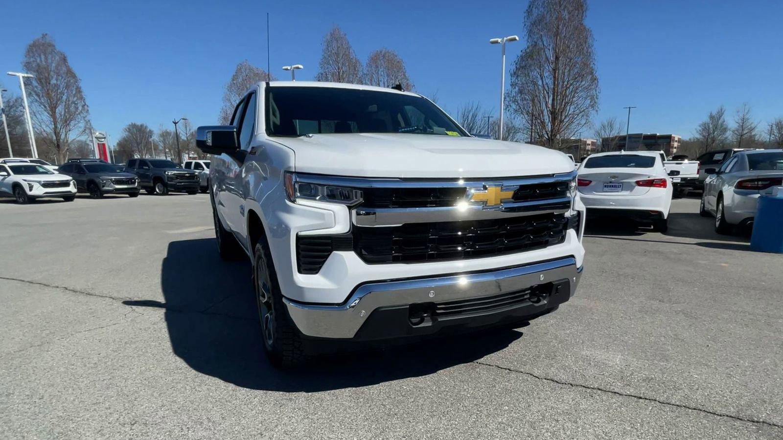 2025 Chevrolet Silverado 1500 Vehicle Photo in BENTONVILLE, AR 72712-4322