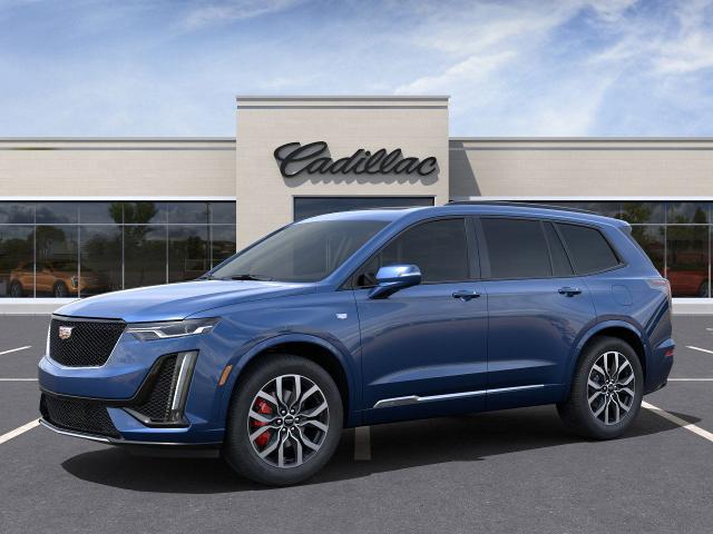 2025 Cadillac XT6 Vehicle Photo in GREEN BAY, WI 54303-3330