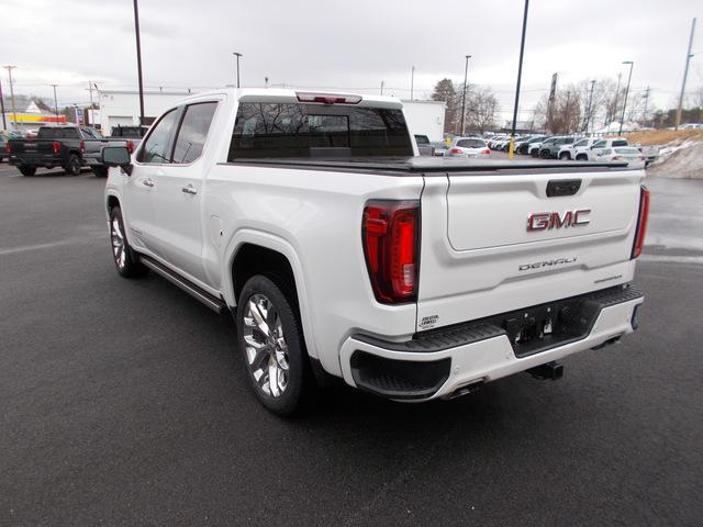 2023 GMC Sierra 1500 Vehicle Photo in LOWELL, MA 01852-4336