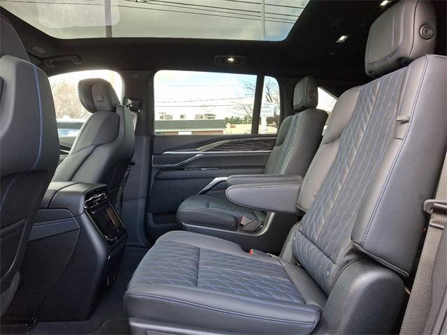 2025 Cadillac ESCALADE IQ Vehicle Photo in ALLENTOWN, PA 18103-7399