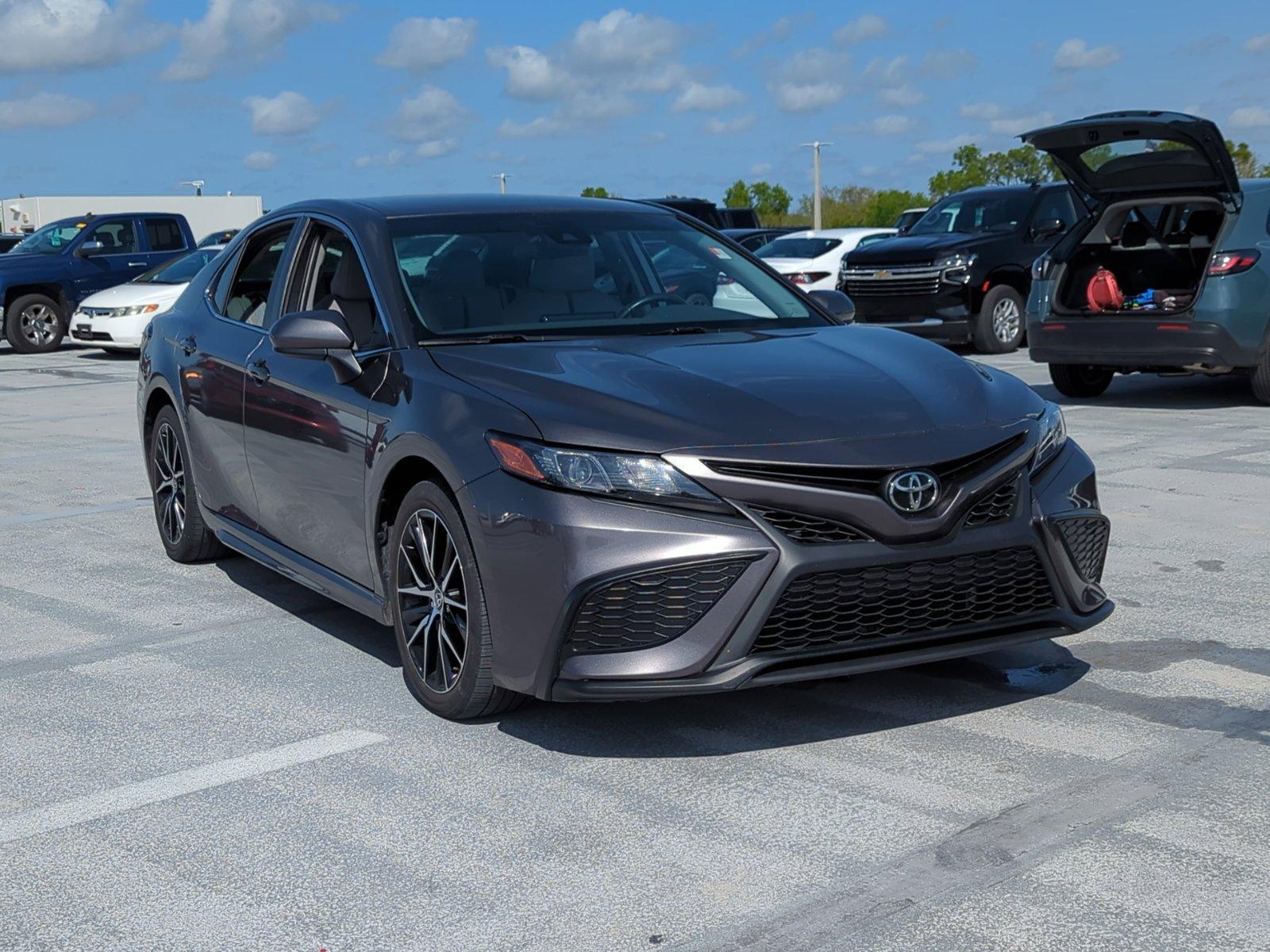 2021 Toyota Camry Vehicle Photo in Ft. Myers, FL 33907