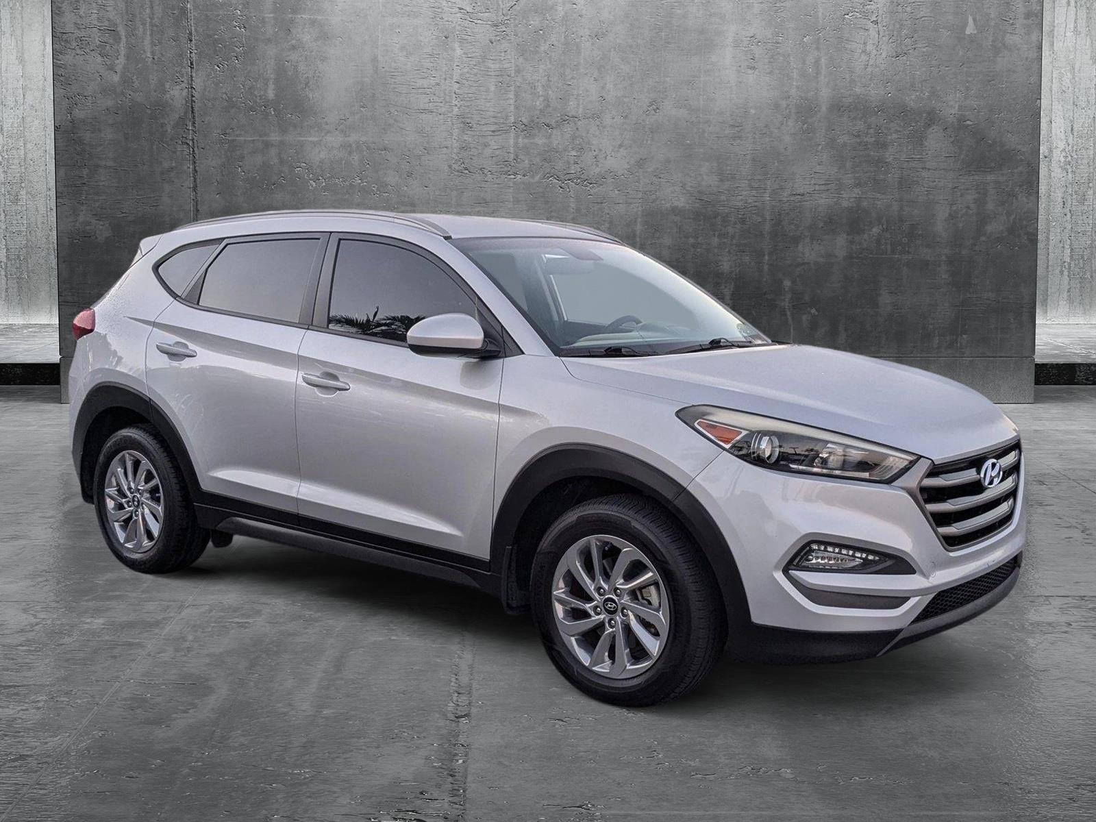 2016 Hyundai Tucson Vehicle Photo in PEMBROKE PINES, FL 33024-6534