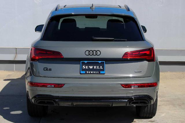 2024 Audi Q5 Vehicle Photo in SUGAR LAND, TX 77478