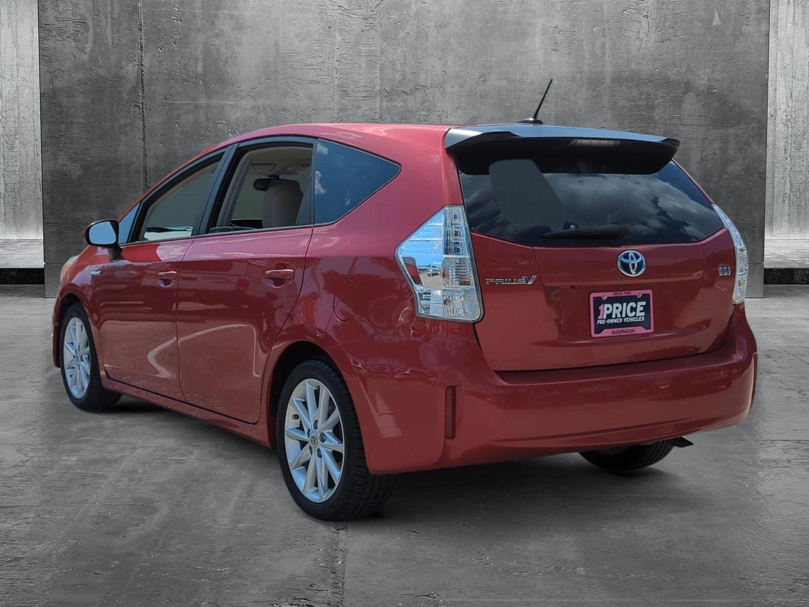 2012 Toyota Prius v Vehicle Photo in Ft. Myers, FL 33907