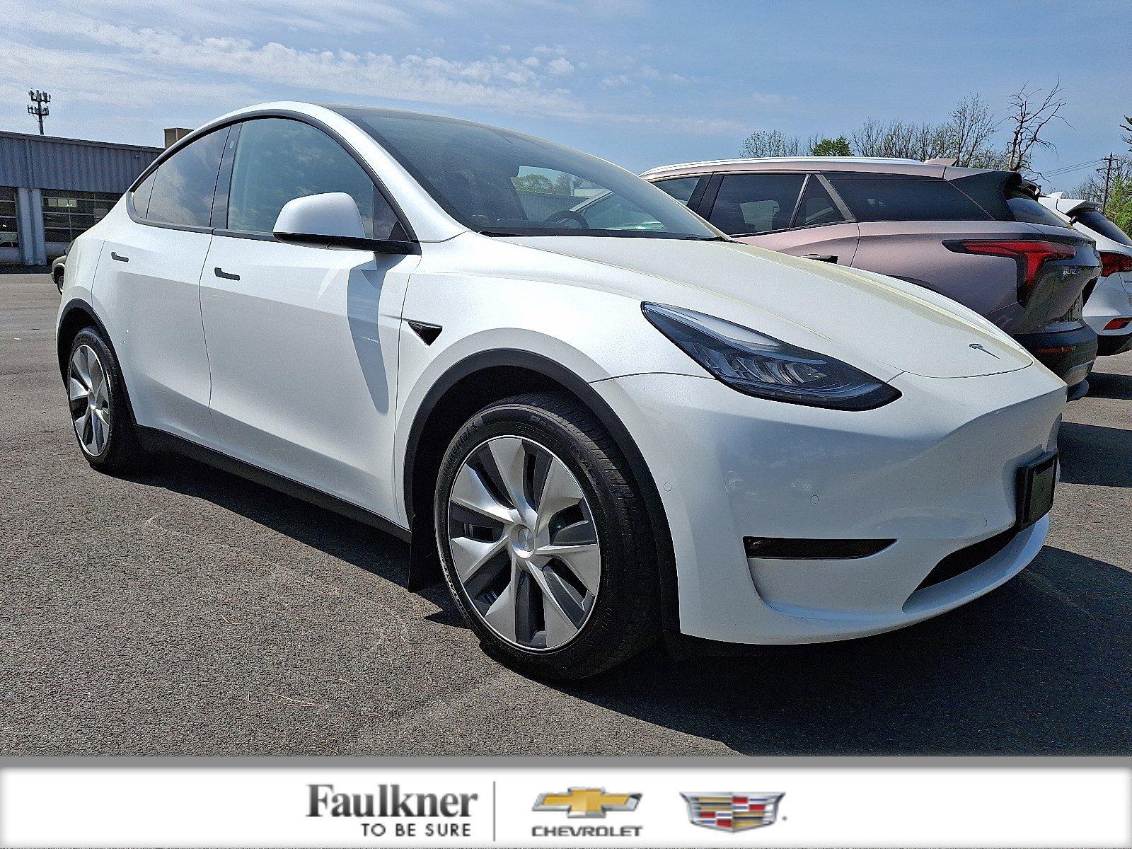 2022 Tesla Model Y Vehicle Photo in BETHLEHEM, PA 18017-9401