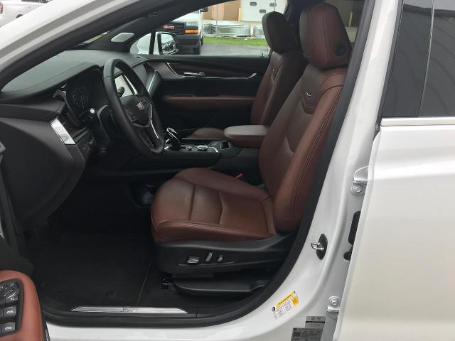 2023 Cadillac XT5 Vehicle Photo in GREEN BAY, WI 54303-3330