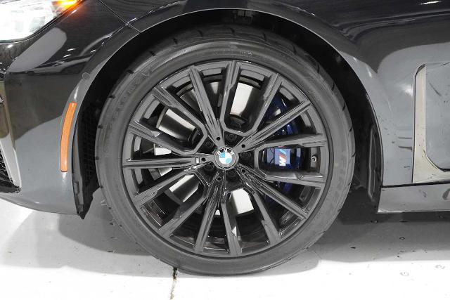 2022 BMW 750i xDrive Vehicle Photo in GRAPEVINE, TX 76051