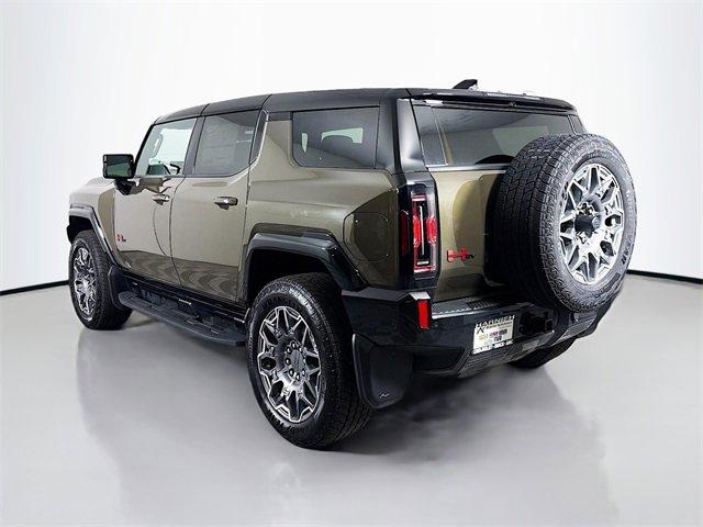 2025 GMC HUMMER EV SUV Vehicle Photo in PUYALLUP, WA 98371-4149