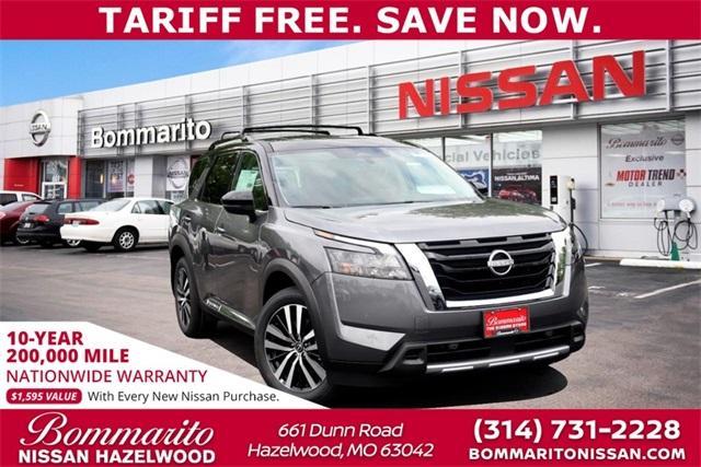 2025 Nissan Pathfinder Vehicle Photo in Hazelwood, MO 63042
