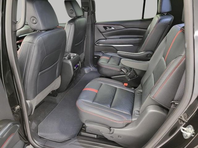 2024 Chevrolet Traverse Vehicle Photo in APPLETON, WI 54914-4656