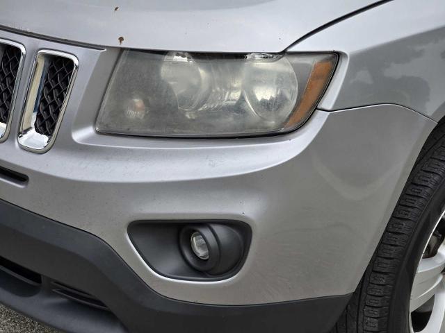 2014 Jeep Compass Vehicle Photo in DENTON, TX 76210-9321