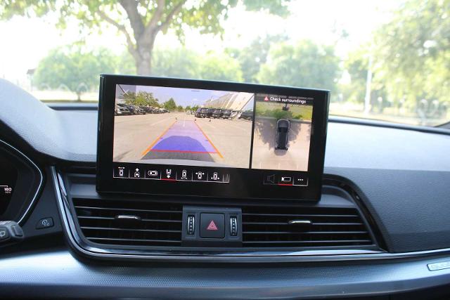 2024 Audi Q5 Vehicle Photo in HOUSTON, TX 77090