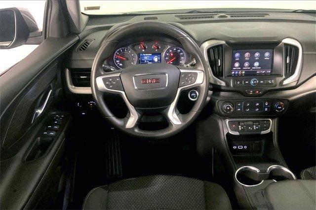 2024 GMC Terrain Vehicle Photo in KANSAS CITY, MO 64114-4545