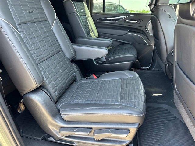 2023 Cadillac Escalade ESV Vehicle Photo in BATON ROUGE, LA 70809-4546