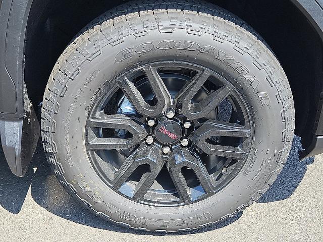 2025 GMC Sierra 1500 Vehicle Photo in TREVOSE, PA 19053-4984