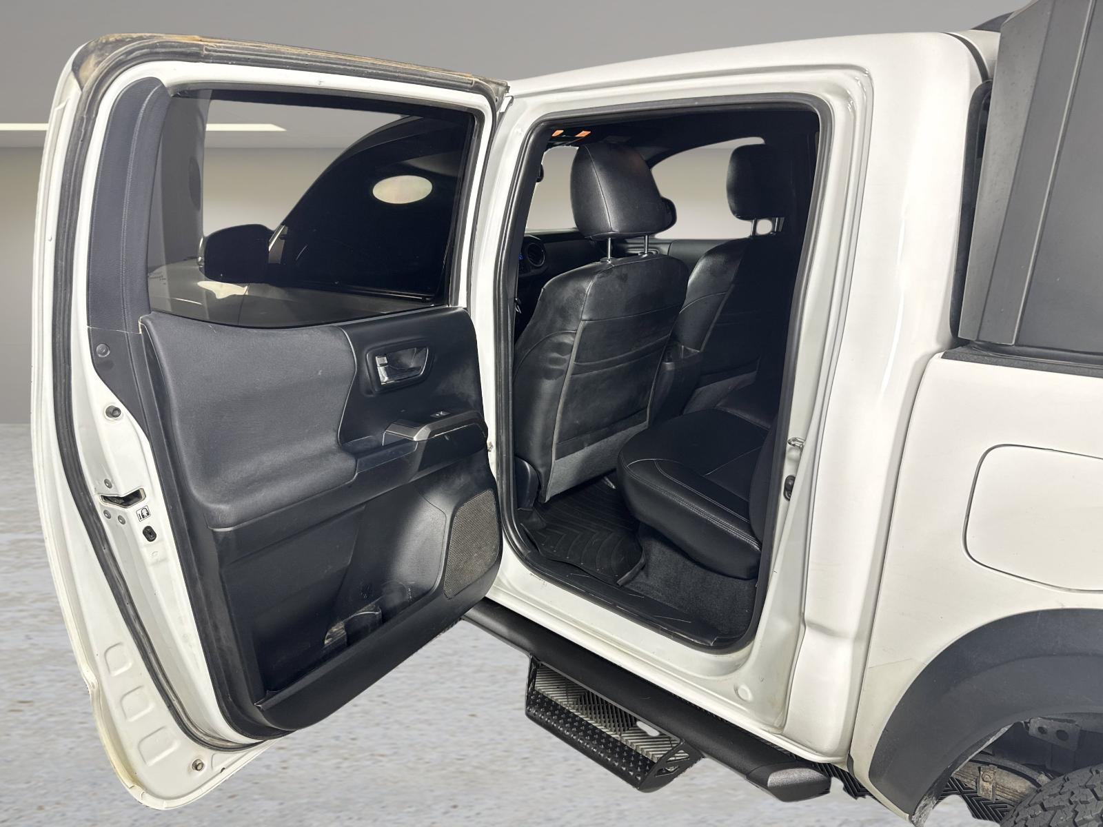 2018 Toyota Tacoma Vehicle Photo in GEORGETOWN, TX 78626-7508