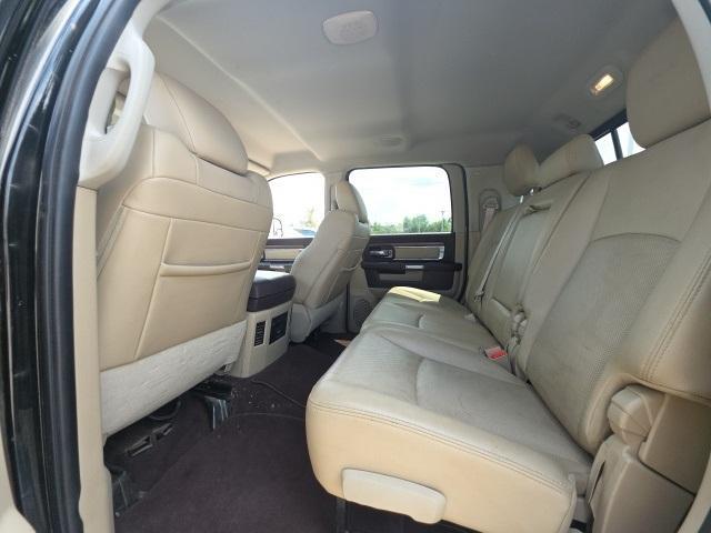 2015 Ram 3500 Vehicle Photo in ENGLEWOOD, CO 80113-6708