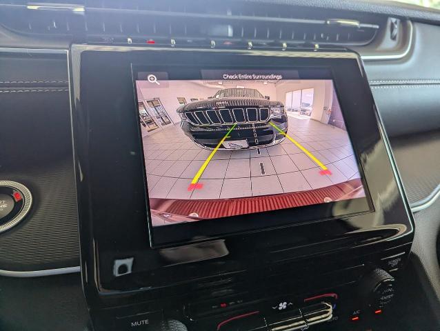 2025 Jeep Grand Cherokee L Vehicle Photo in Oshkosh, WI 54901