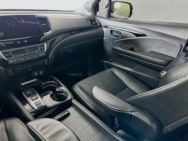 2019 Honda Pilot Vehicle Photo in Doylsetown, PA 18901