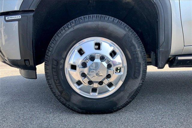 2024 GMC Sierra 3500 HD Vehicle Photo in INDEPENDENCE, MO 64055-1377