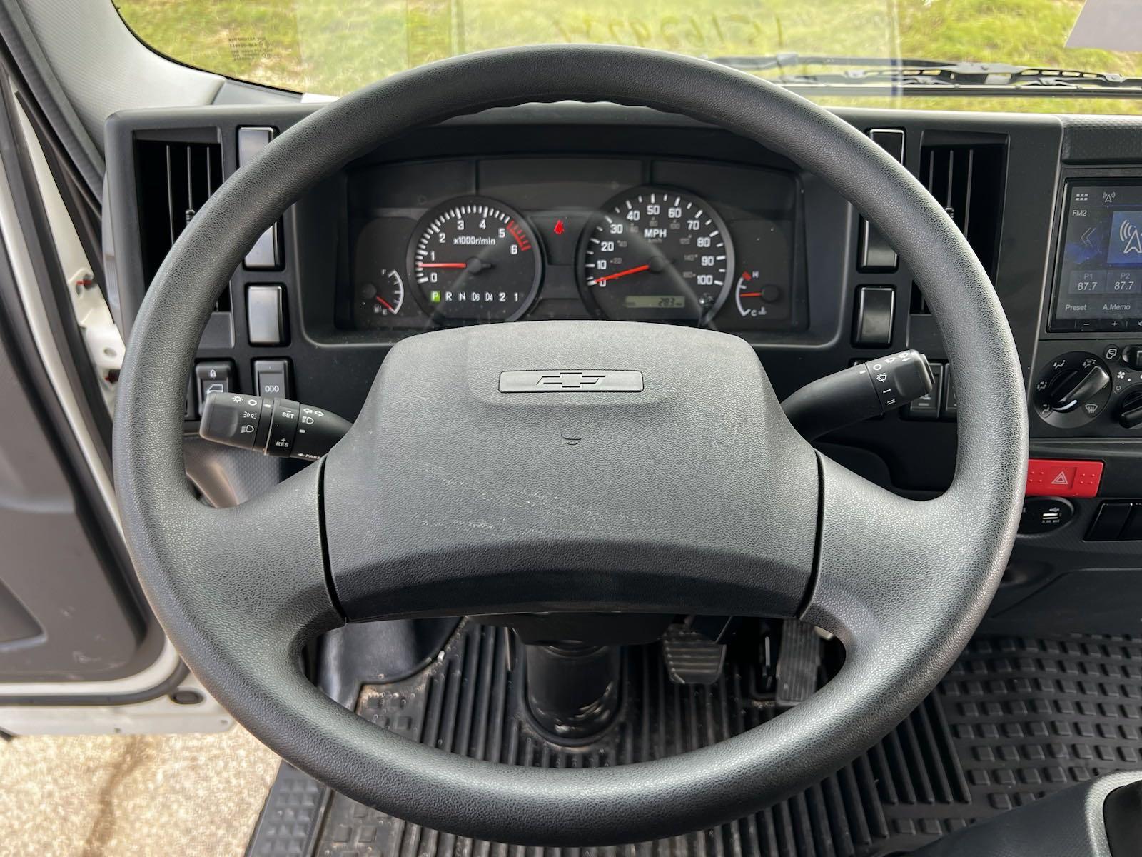2024 Chevrolet Low Cab Forward 4500 Vehicle Photo in GEORGETOWN, TX 78626-7508