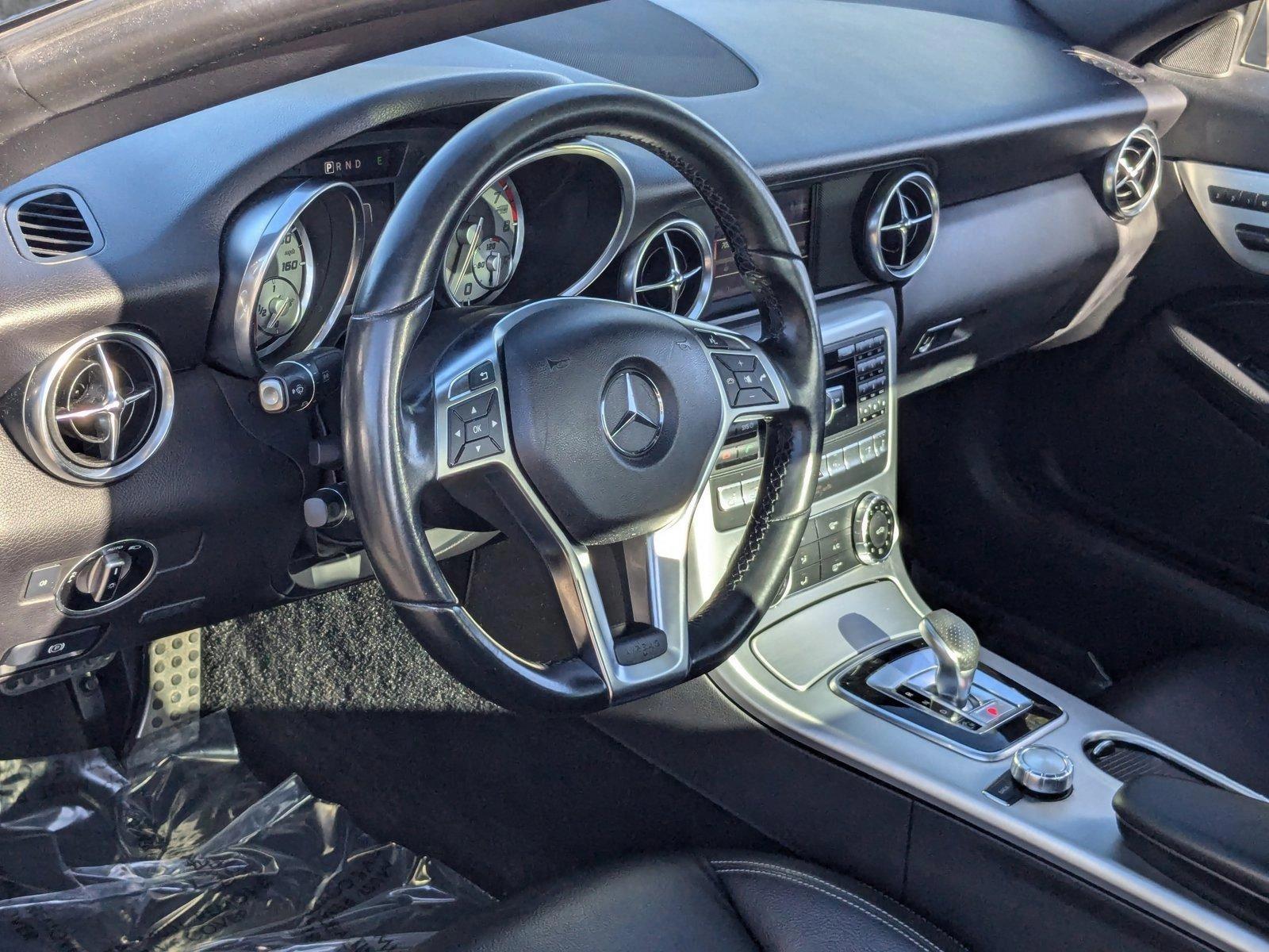 2016 Mercedes-Benz SLK Vehicle Photo in Wesley Chapel, FL 33544