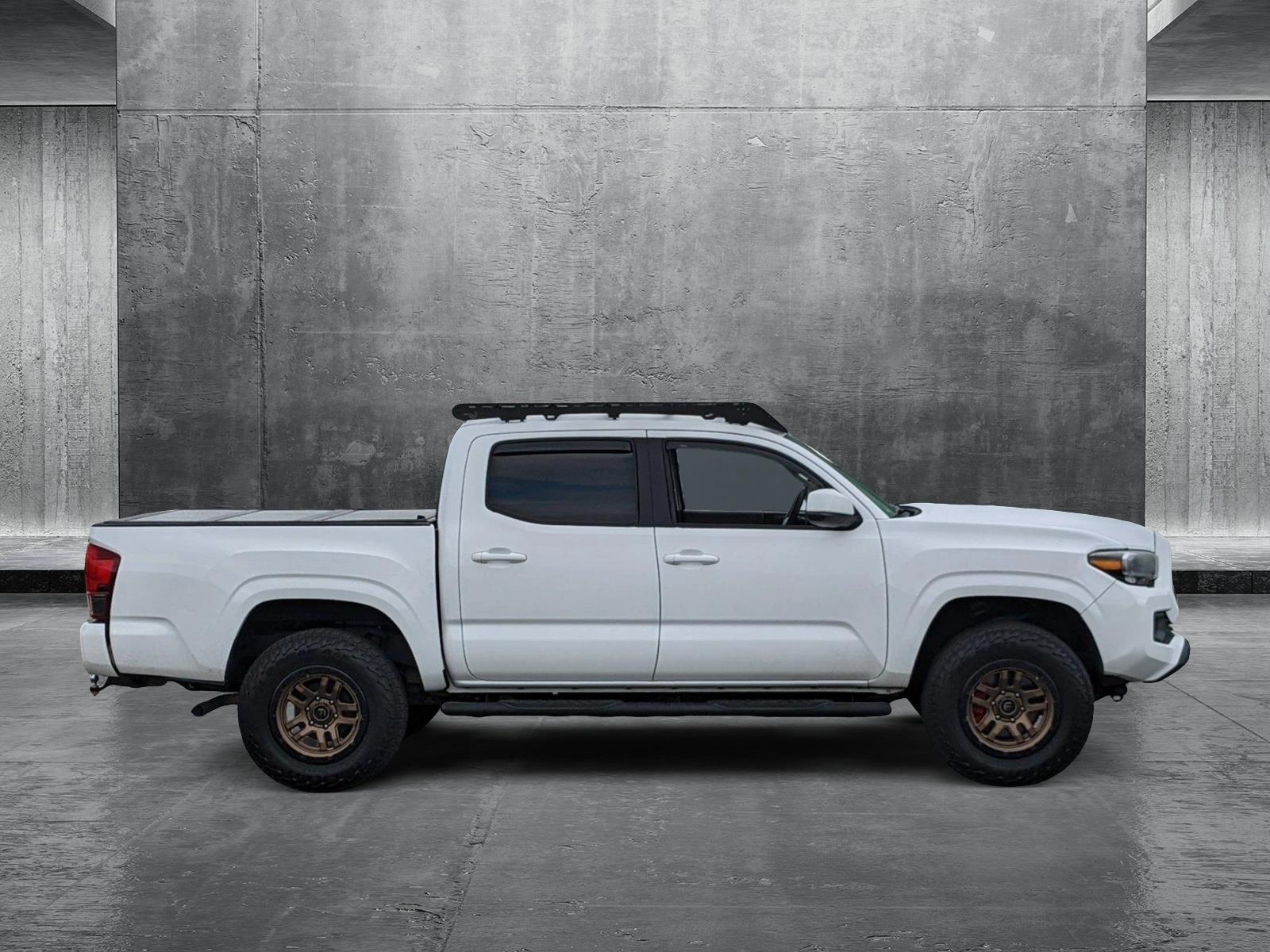 2019 Toyota Tacoma 2WD Vehicle Photo in Ft. Myers, FL 33907